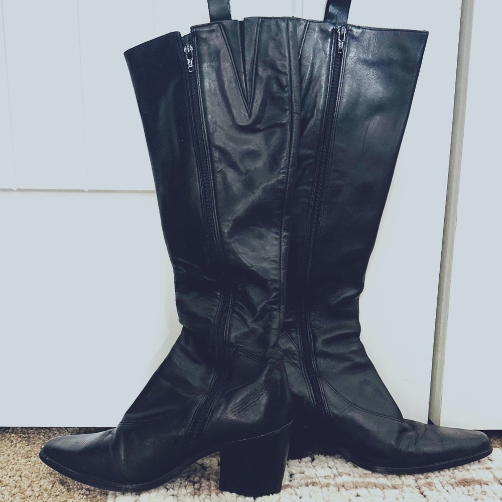 BCBG Max Azria Black Tall Leather Boots – Size 8